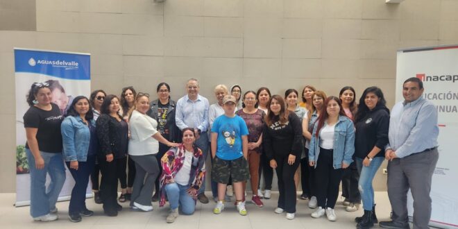 Vecinas de Limarí y Choapa comienzan las clases del Programa Mujeres Gásfiter de Aguas del Valle