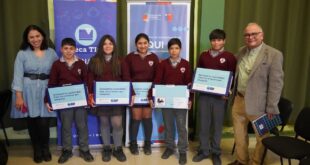 247 estudiantes de Vicuña reciben computadores con software educativos y de educación vial