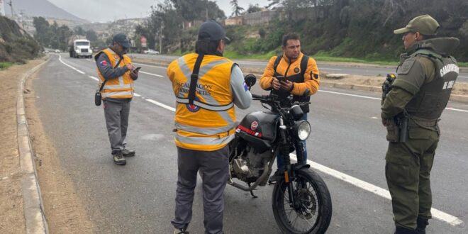 Plan calles protegidas: MTT y Carabineros refuerzan fiscalizaciones preventivas previo al fin de semana largo