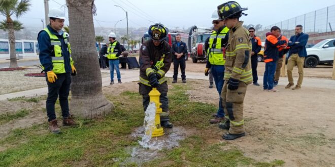 Aguas del Valle realiza monitoreo preventivo de grifos en previa de la Pampilla de Coquimbo