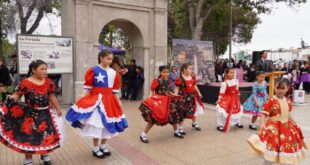 Escuelas y Liceos de La Serena rinden homenaje a Gabriela Mistral con poesía, canto y danza