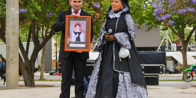 La histórica primera llegada de Doña Matilde Salamanca a la comuna del Choapa, desbordó de emoción, alegría y orgullo cultural a los salamanquinos
