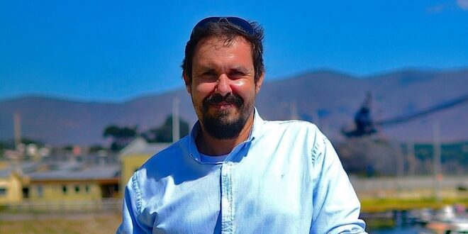 Especie descubierta en el Océano Pacífico es bautizada con nombre de académico de la UCN