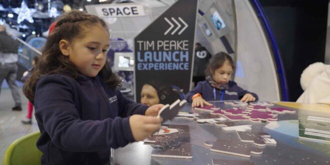 Lanzan nueva versión de concurso que premia la buena asistencia a la educación parvularia con un viaje a un centro espacial internacional