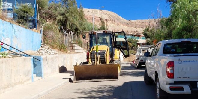 Más de un 25% de avance presentan las obras de renovación de Aguas del Valle en calle Guacolda de Andacollo