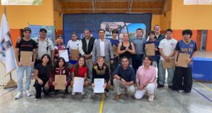En Paihuano hacen entrega de becas a deportistas destacados