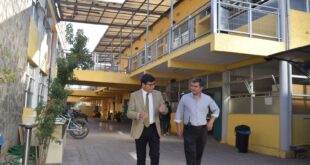 Seremi de Educación Marcelo Salvo Meneses visita el Colegio Antonio Varas